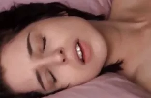 XXX 口の中とお尻の赤ちゃんの中でそれを取る 女 放尿 無 修正