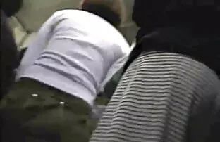 XXX 犯された女の子と♥撮影中 無 修正 女 尻