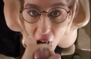 XXX 先生fucks彼の18年古いです女子高生 熟 女 無 修正 無料