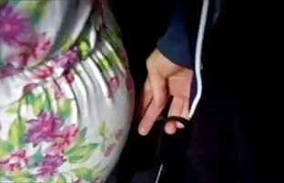 XXX レズ行友人、クンニを送る 女 放尿 無 修正